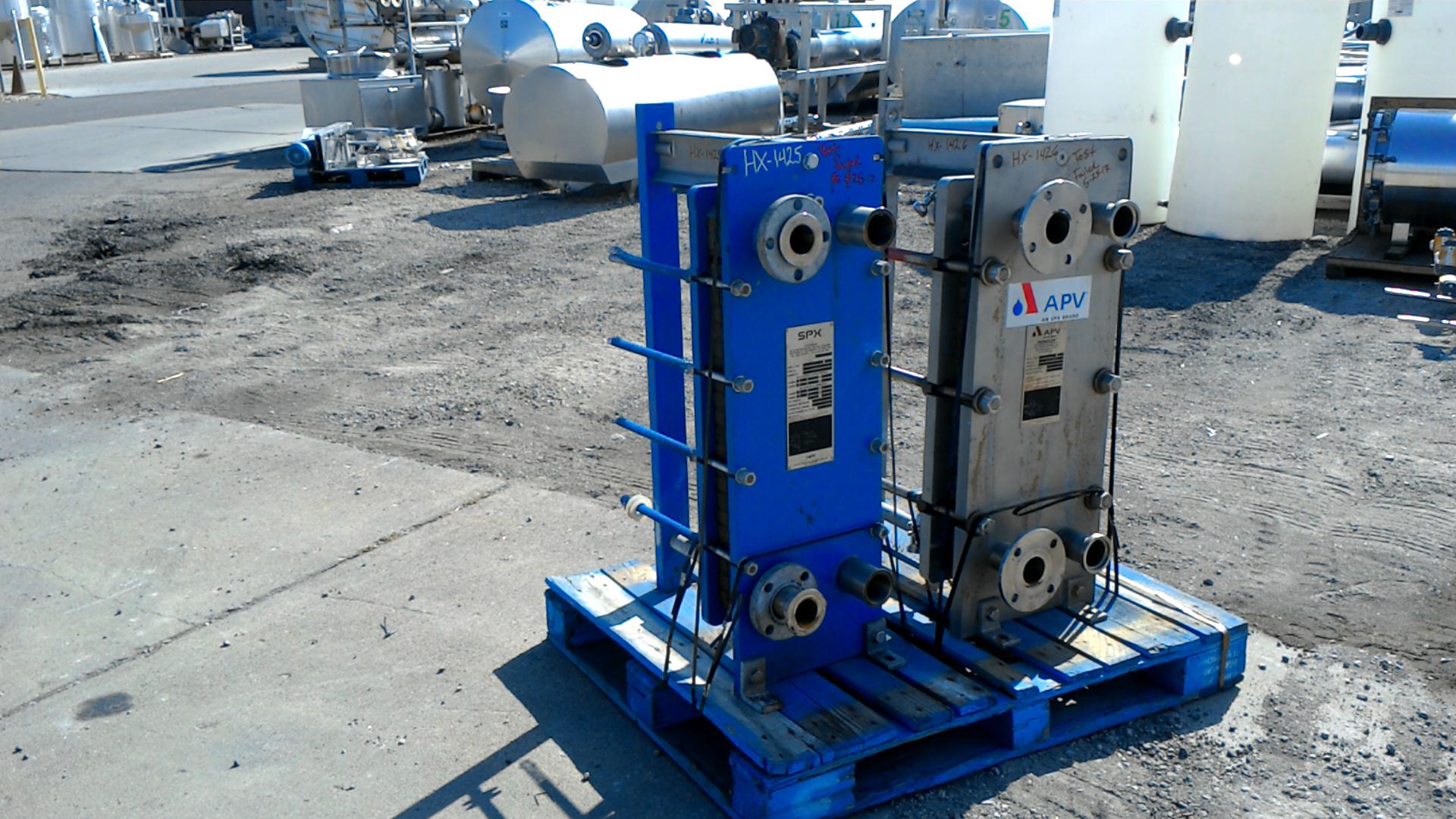 Usado 77 SQ. FT. SPX PLATE HEAT EXCHANGER/COST OF NEW GASKETS EXTRA