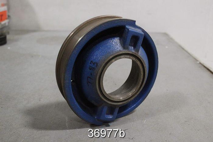 Unused Goulds 3405L Bearing Housing,  77-83 1001 #36977