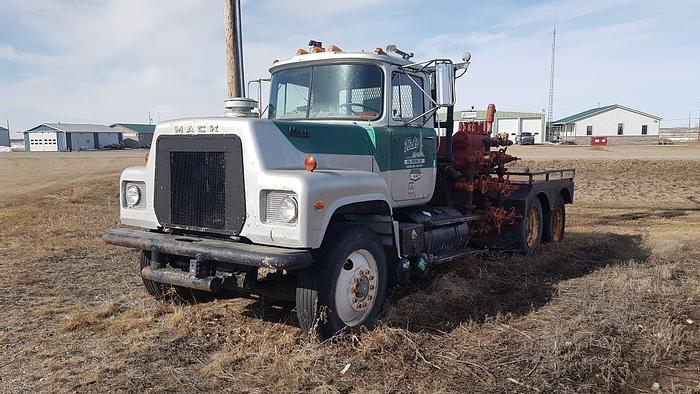 Used 1982 MACK RS686L ST Tandem Axle Oilfield Pumper Kill Truck