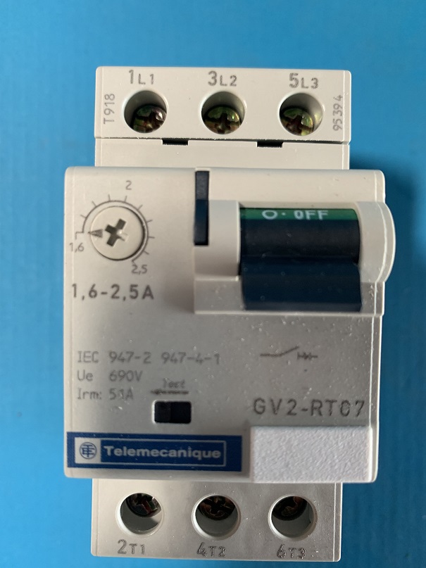 Used Telemecanique Motor Circuit Breaker GV2-RT07
