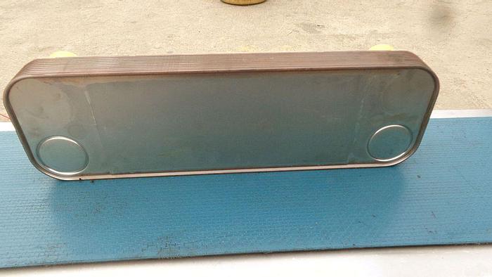 Used Heat Exchanger, Plate, 25 SF, S/st, Alfa Laval, Mdl CB76-2DH #S742985
