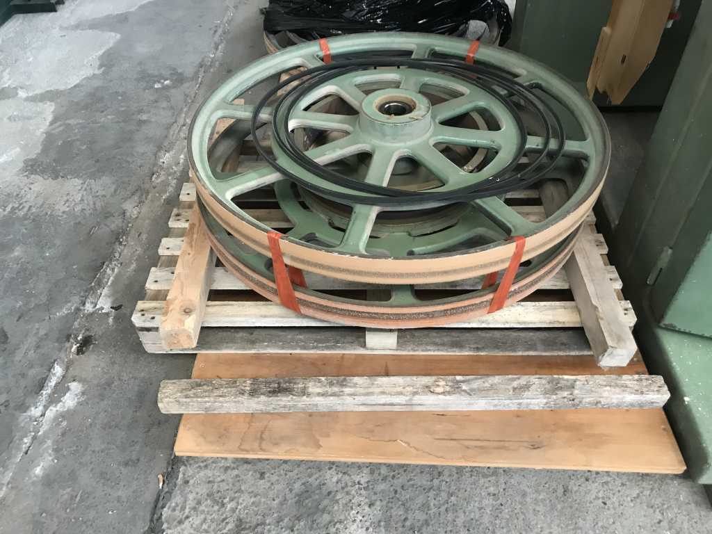 Usato Sega a nastro con volani da mm. 1050