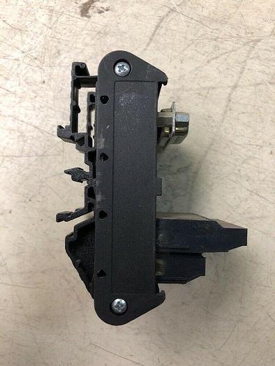 Used PARKER 15-PIN BREAKOUT WIRING TERMINAL VM15-PF