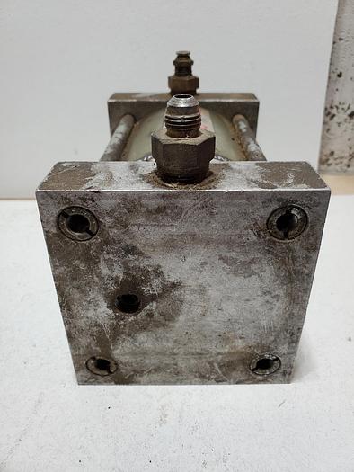 Used Greenco Air Over Oil Tank Mdl.DA5004T Air/Oil Tank Pneumatic(X3)