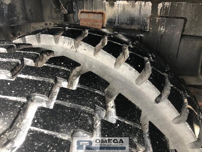 Used 1998 FMC LMD2000 Aircraft Deicer (2,000 total gallon tank cap) on Freightliner Chassis.