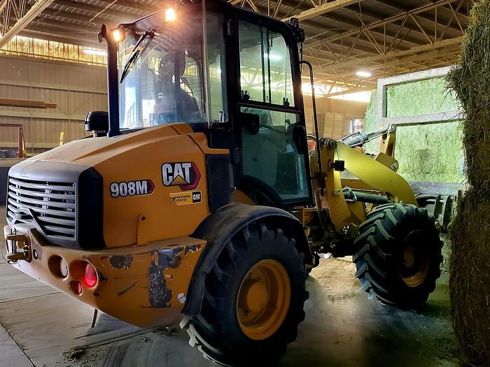 Used 2020 Caterpillar 908M Wheel Loader