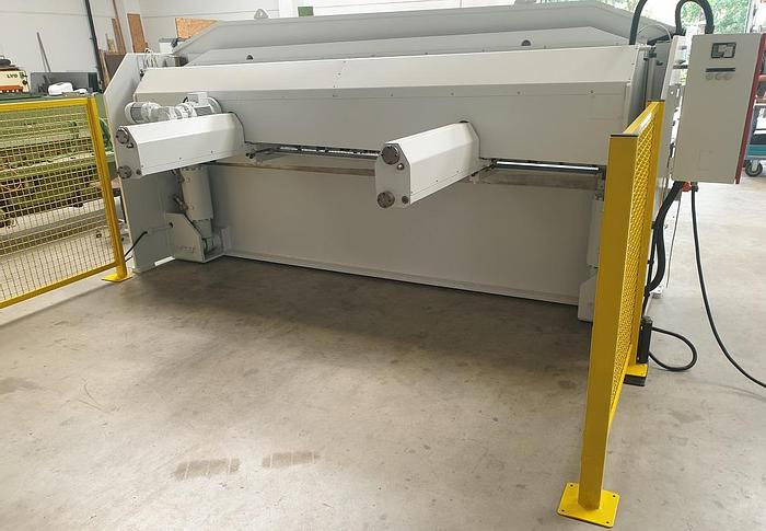 Gebraucht Hydraulische Tafelschere Lotze 264.3000 x 8