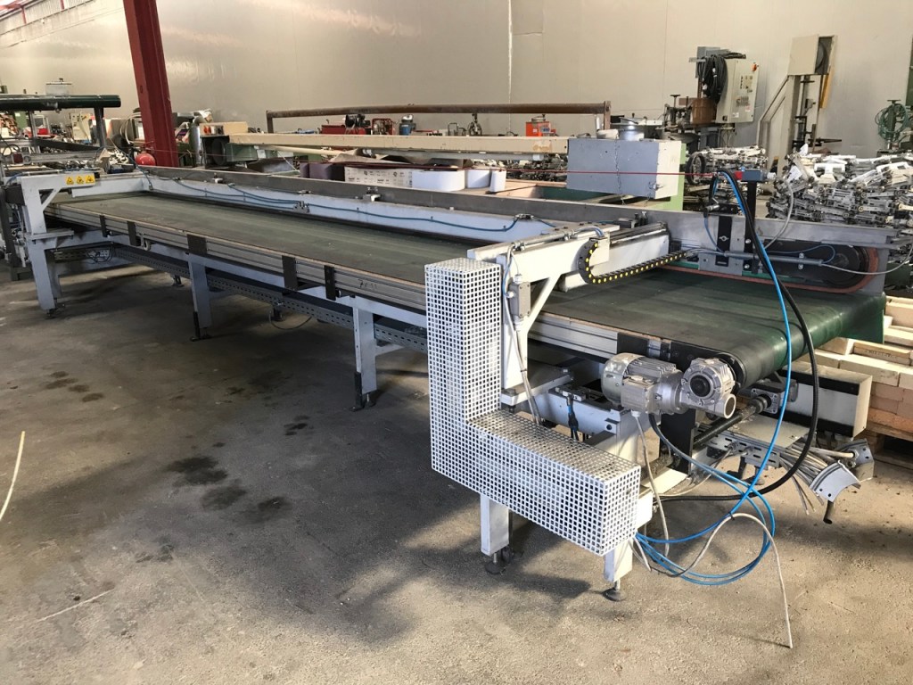 Usato Nastro trasportatore a nastro liscio lunghezza mm. 6600, larghezza mm. 1000