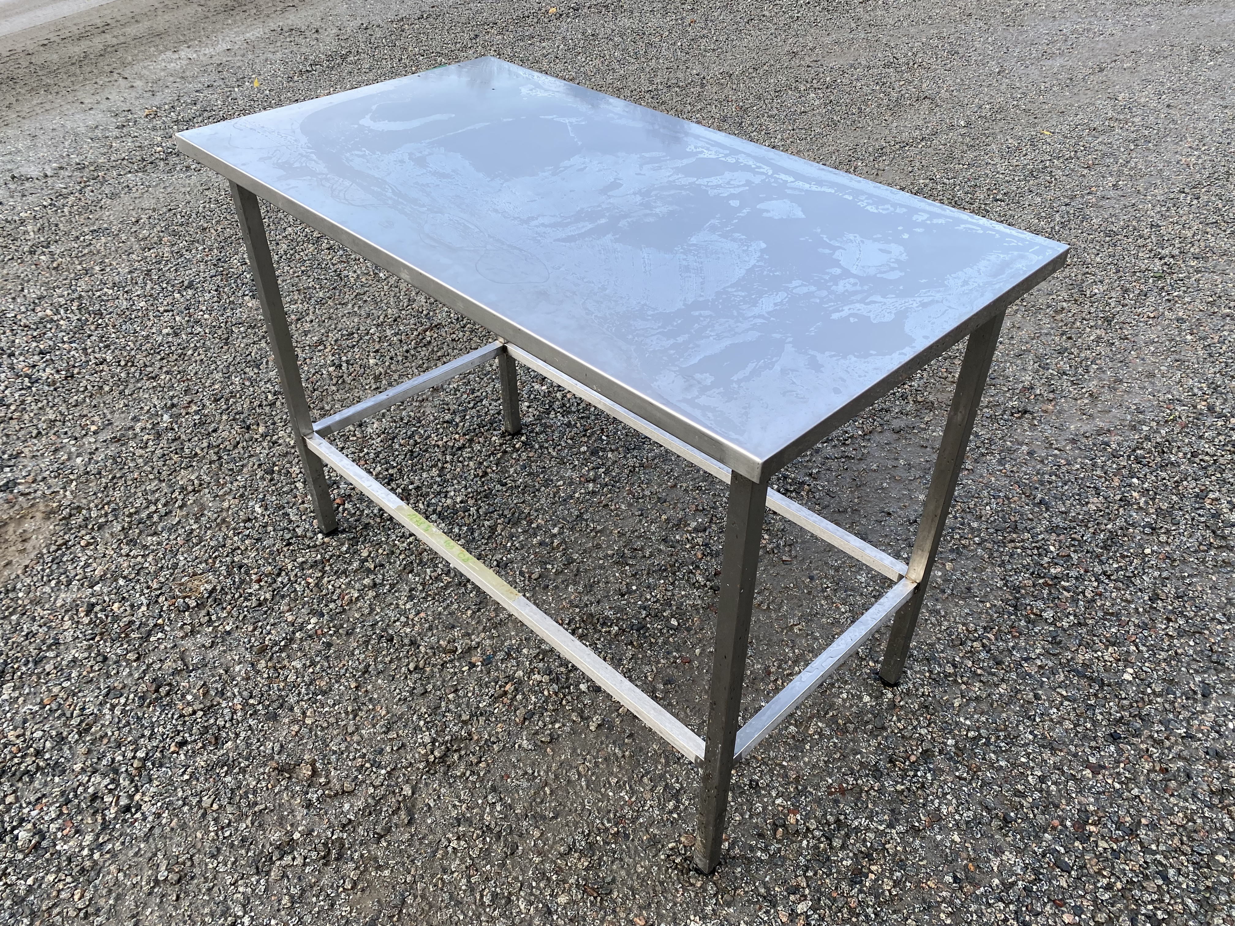 Begagnad Arbetsbord 120x65