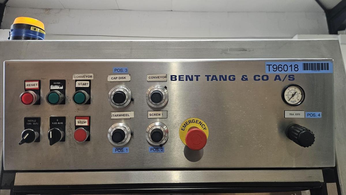 Used Weiss Single Head Screw or Push on Capper