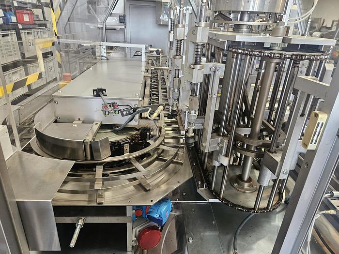 Used CAM AVC Vertical Cartoner