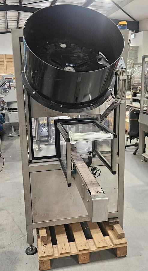 Used Weiss Single Head Screw or Push on Capper