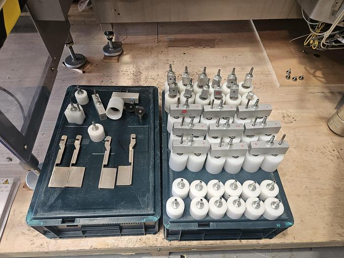 Used CAM AVC Vertical Cartoner