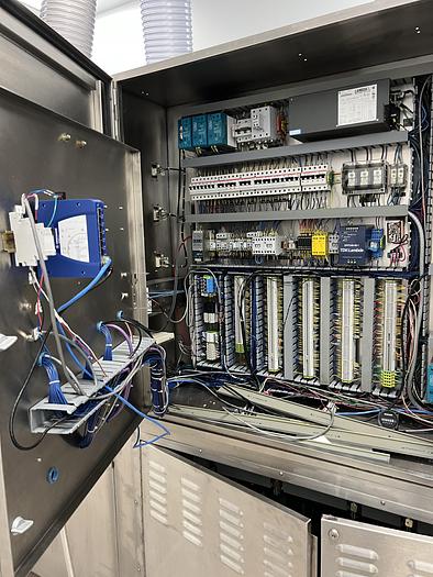 Used Weiler 640 Blow-Fill-Seal LVP Machine with Cap Welder - 100ml