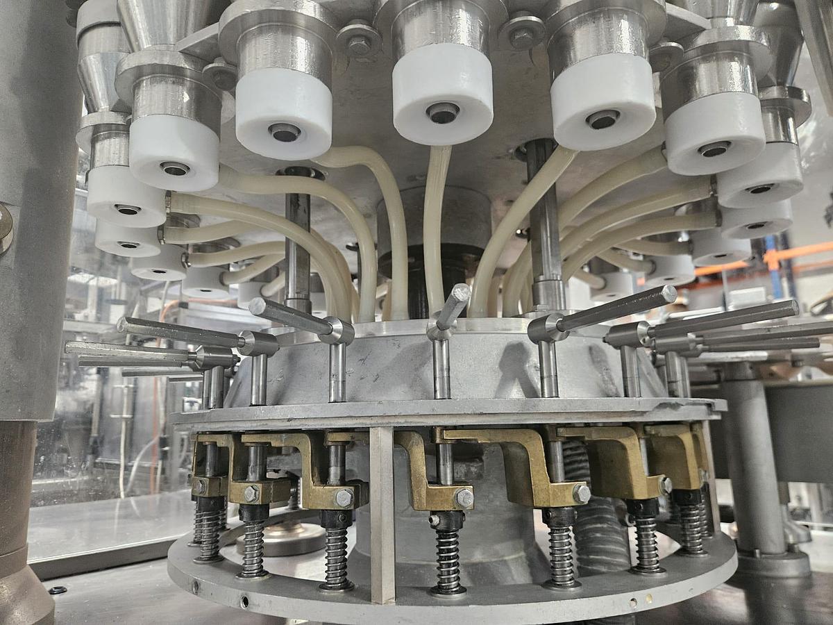 Used Macofar F3 PC Powder Filler