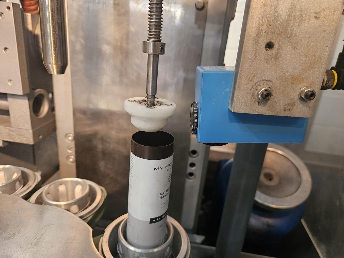 Used Norden NM700-HA Plastic & Laminate Tube Filler