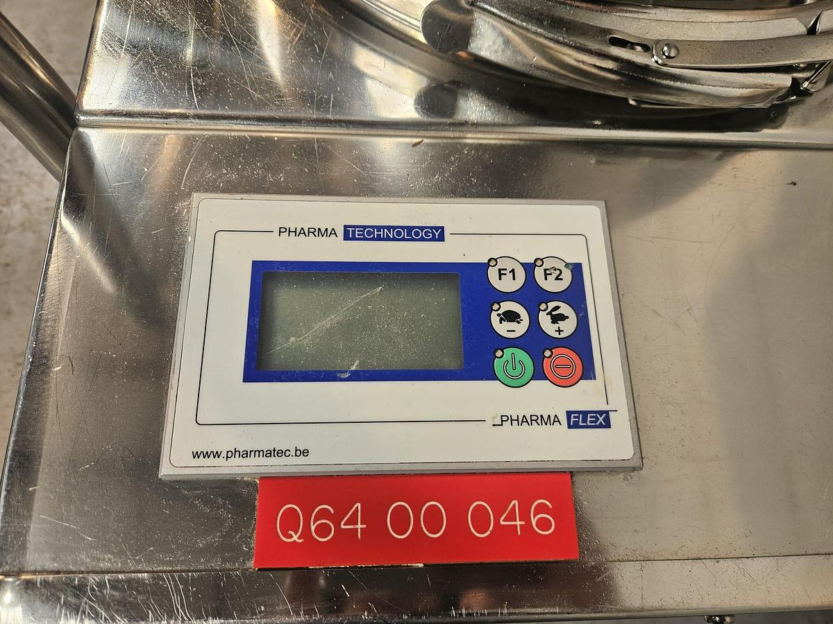 Used Pharmatec Combi 500 LI Deduster & Metal Detector