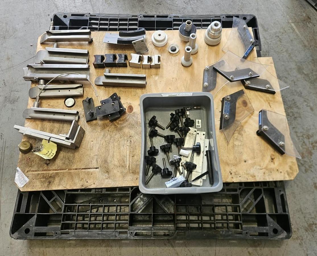 Used Weiss Single Head Screw or Push on Capper