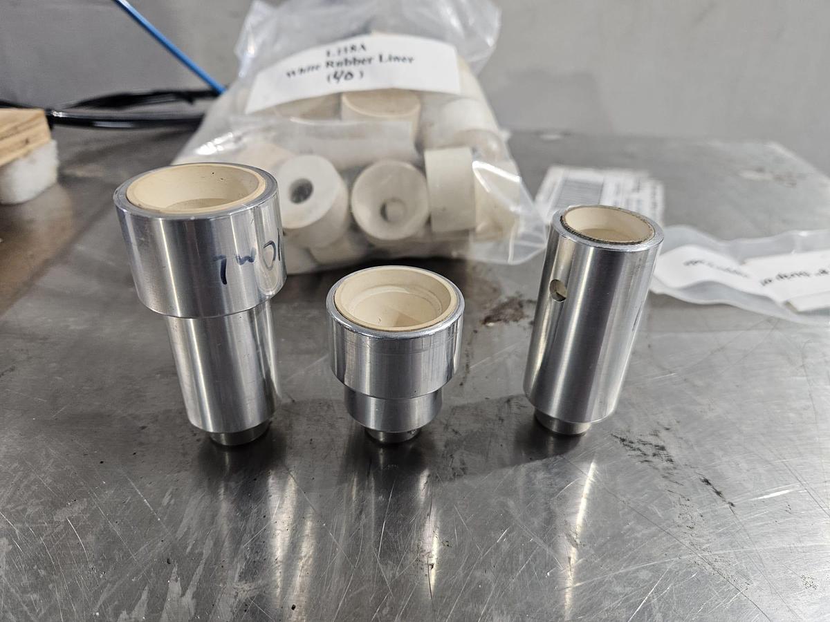 Used Kinex Bench Top Capper