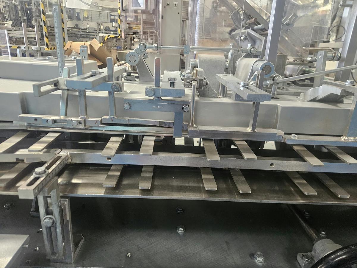 Used CAM AV Vertical Cartoner