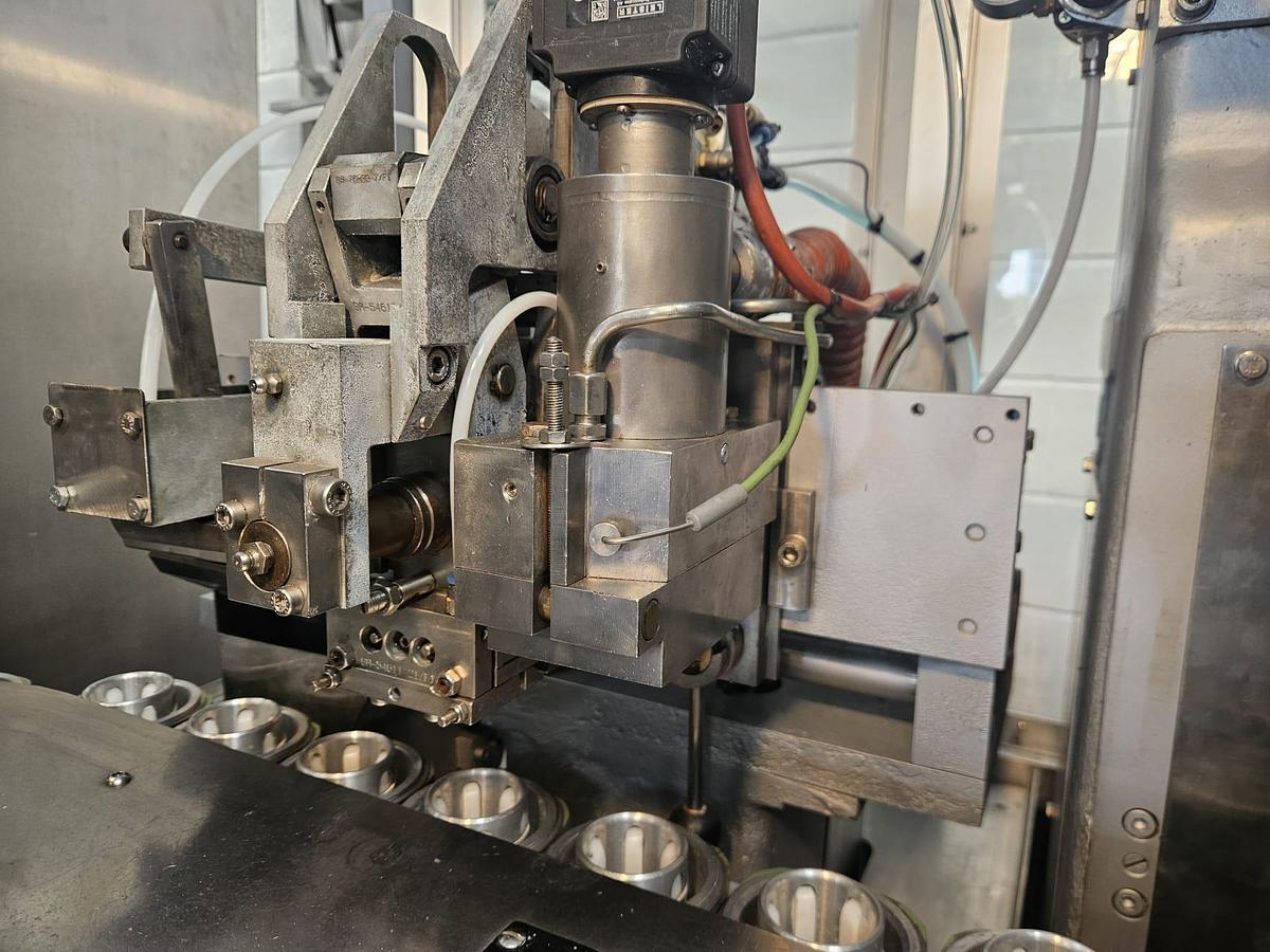 Used Norden NM700-HA Plastic & Laminate Tube Filler