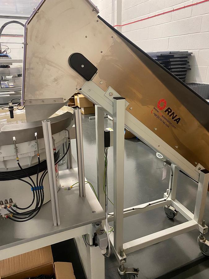 Used Huxley Bertram Razor Blade Assembly Machine