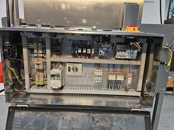 Used Burnley PEM500/300 Heat Shrink Tunnel