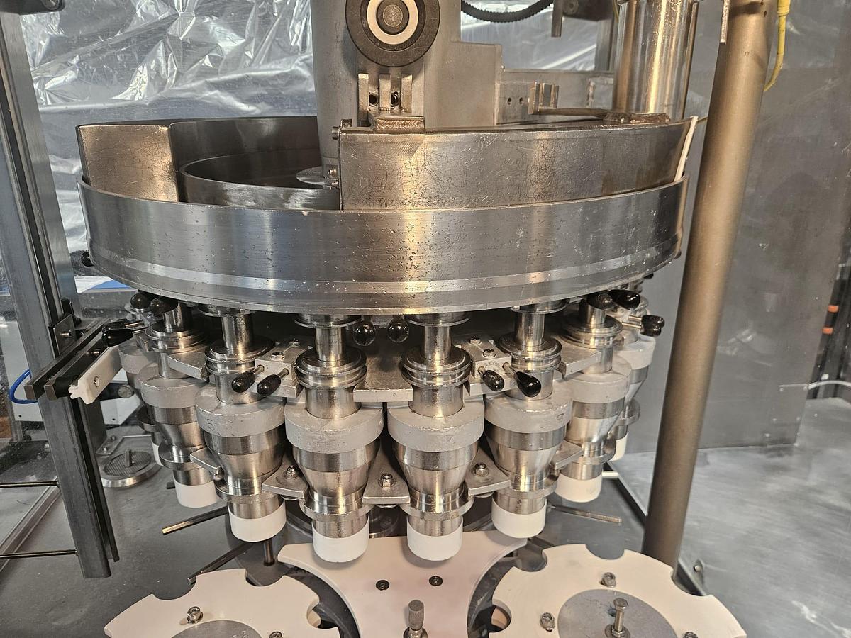 Used Macofar F3 PC Powder Filler