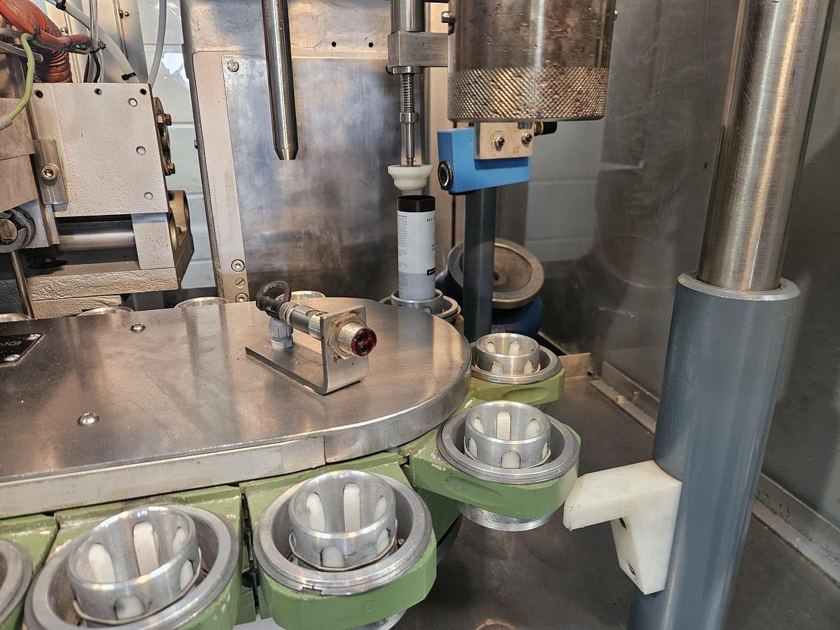 Used Norden NM700-HA Plastic & Laminate Tube Filler