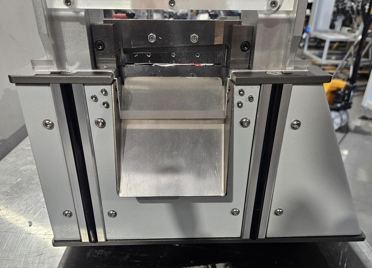 Used Guillotine Cutting Machine