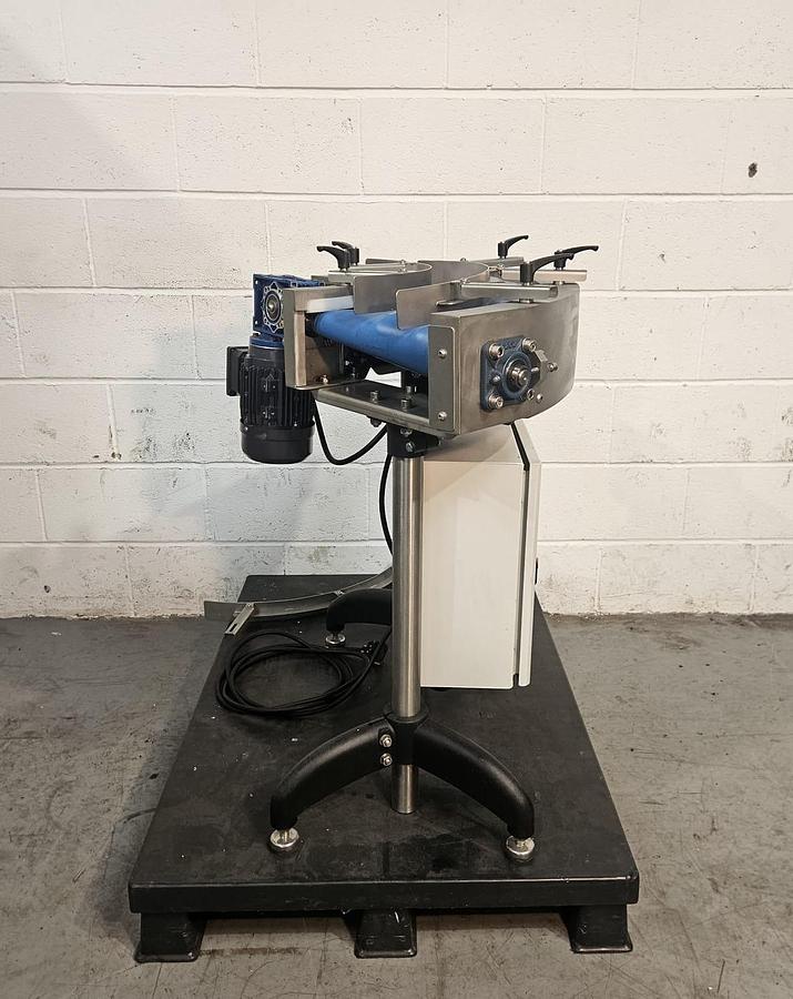 Used A.C.E. 90 Degree Conveyor