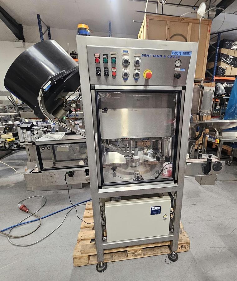 Used Weiss Single Head Screw or Push on Capper