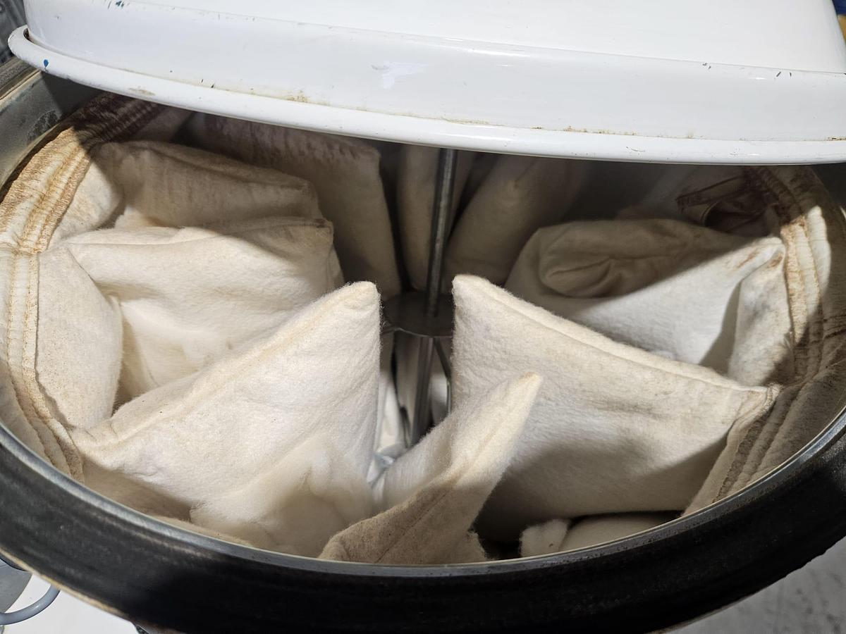 Used CFM Industrial Vacuum Unit