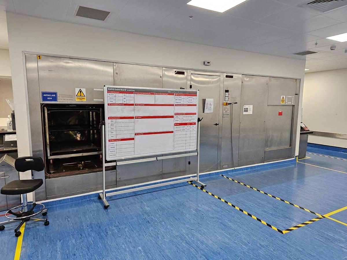 Used Steriline Vial Powder Filling Line