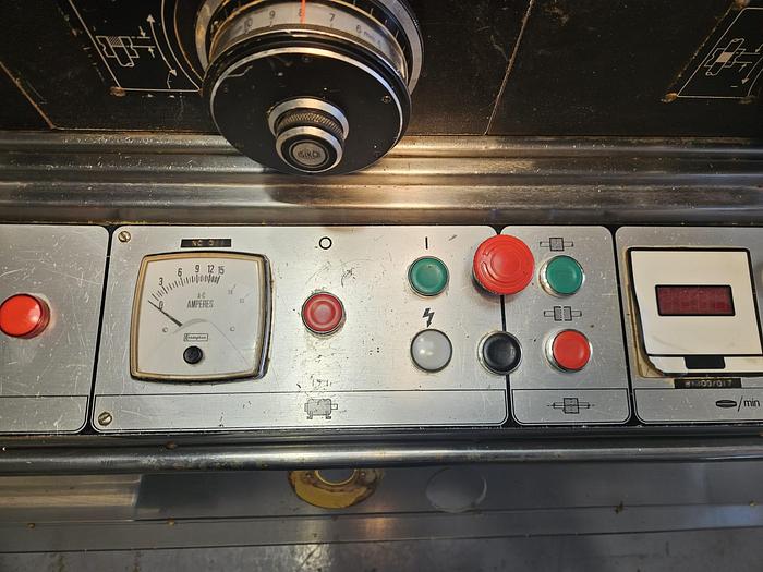 Used Manesty Novapress Rotary Tablet Press