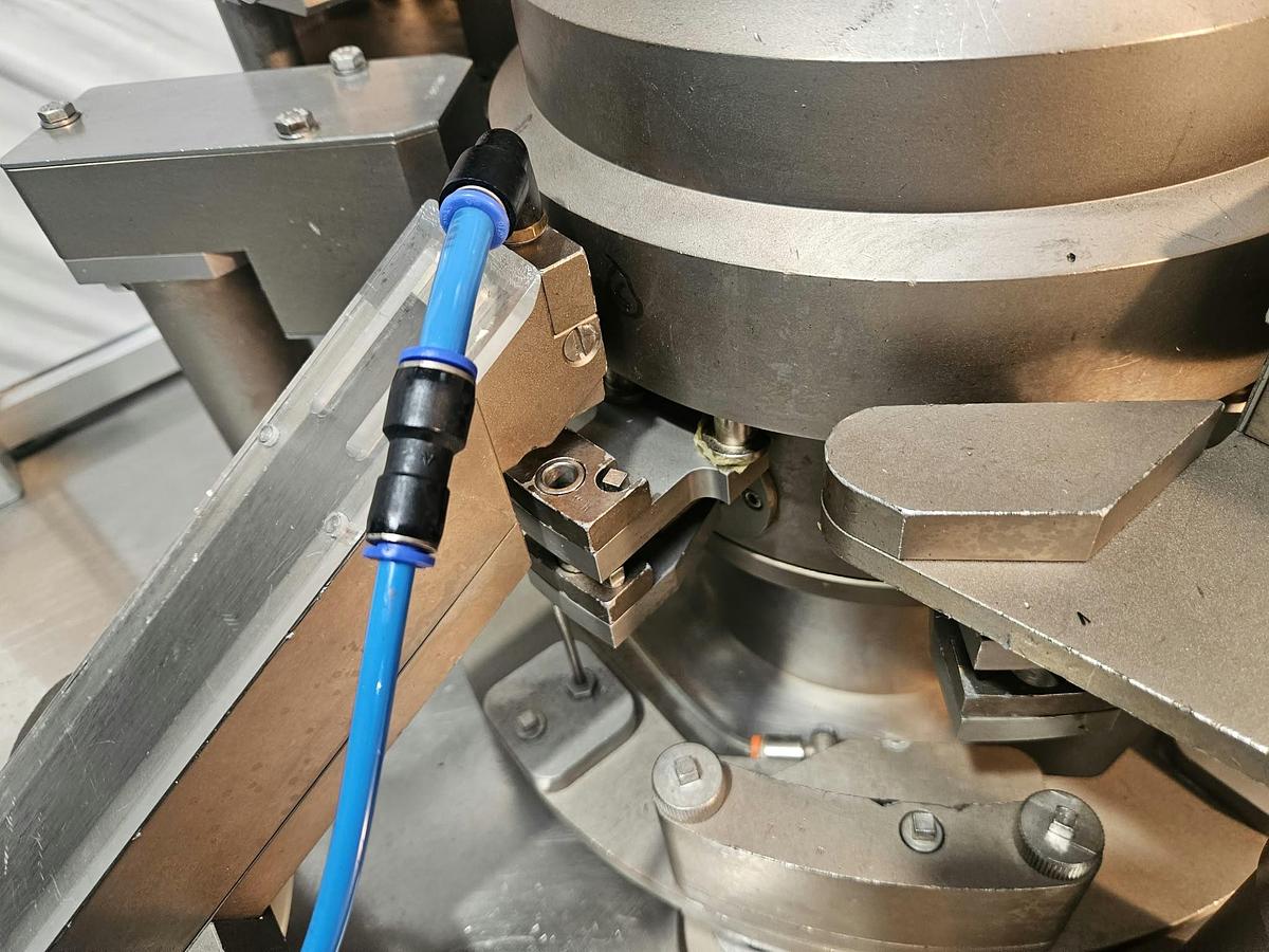Used IMA Zanasi 6F Capsule Filler