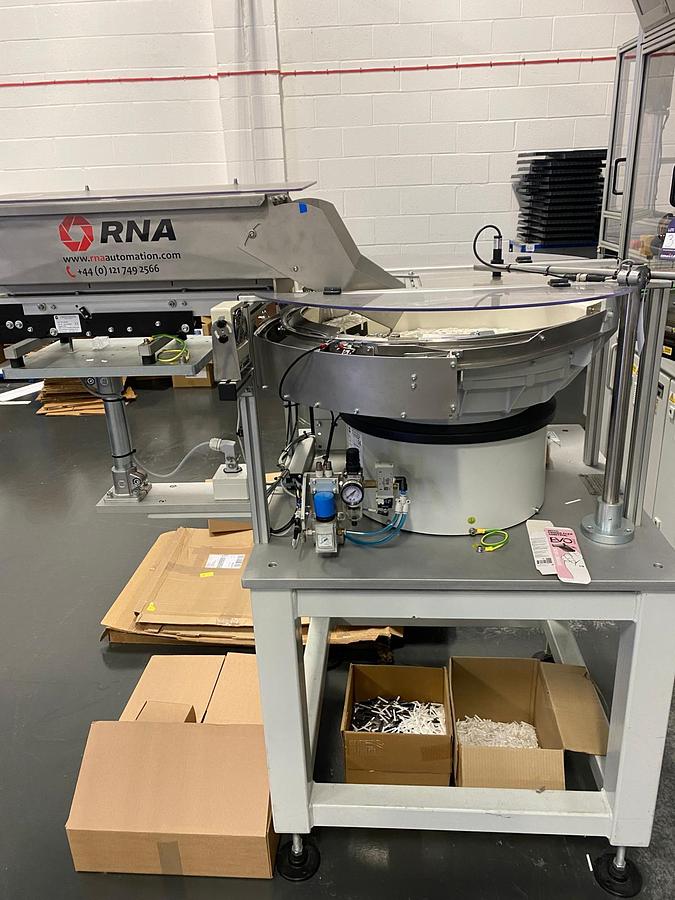 Used Huxley Bertram Razor Blade Assembly Machine