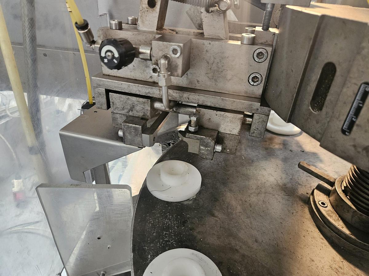 Used Comadis C1090 Plastic & Laminate Tube Filler