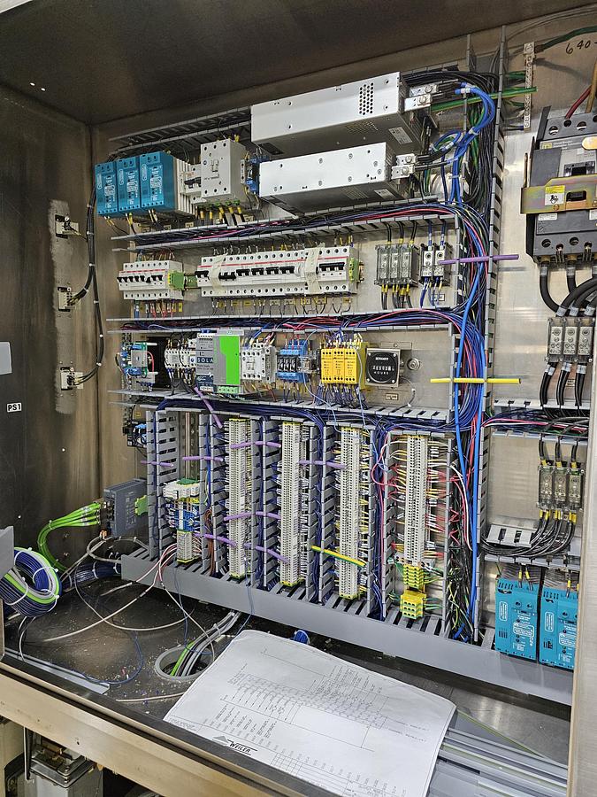 Used Weiler 640 Blow/Fill/Seal Machine