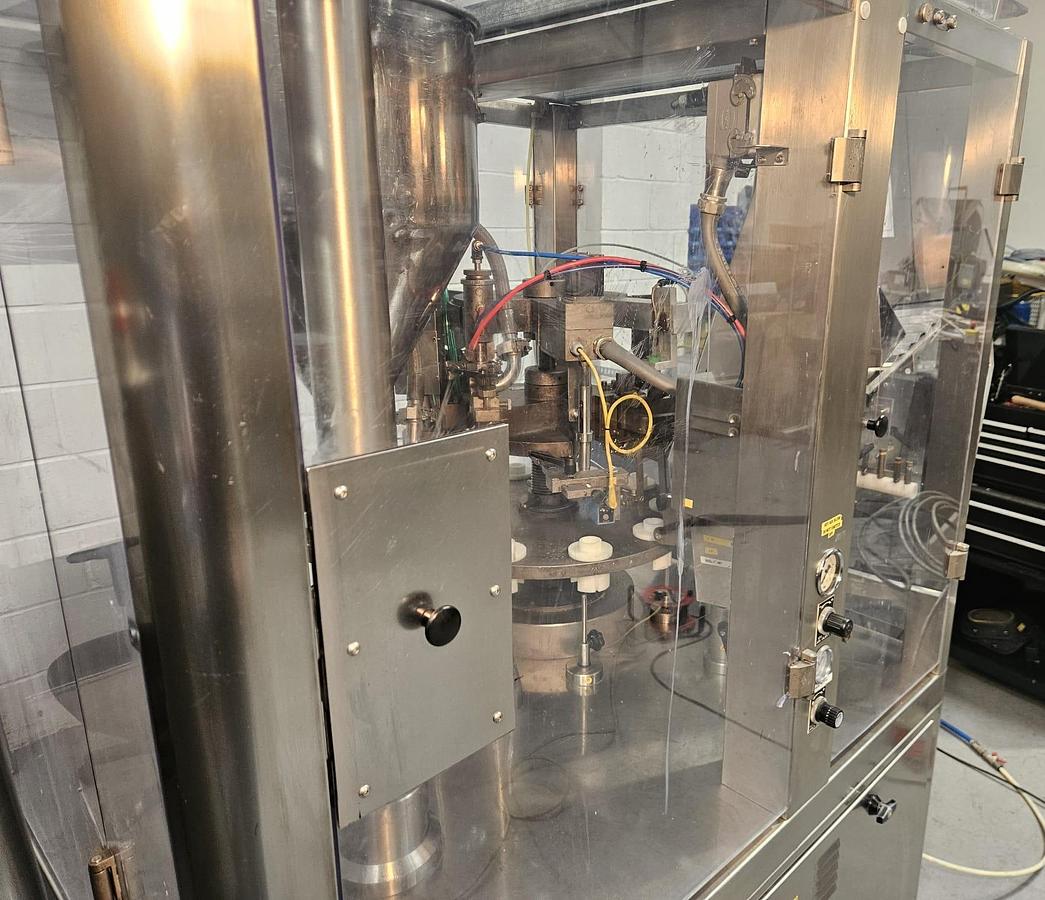 Used Comadis C1090 Plastic & Laminate Tube Filler