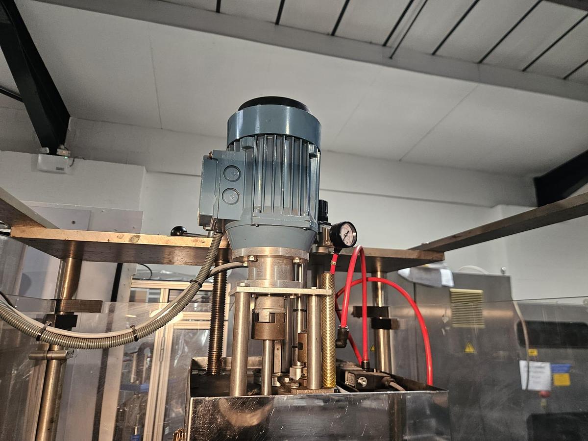 Used King 4 Head Liquid Filling & Capping Line