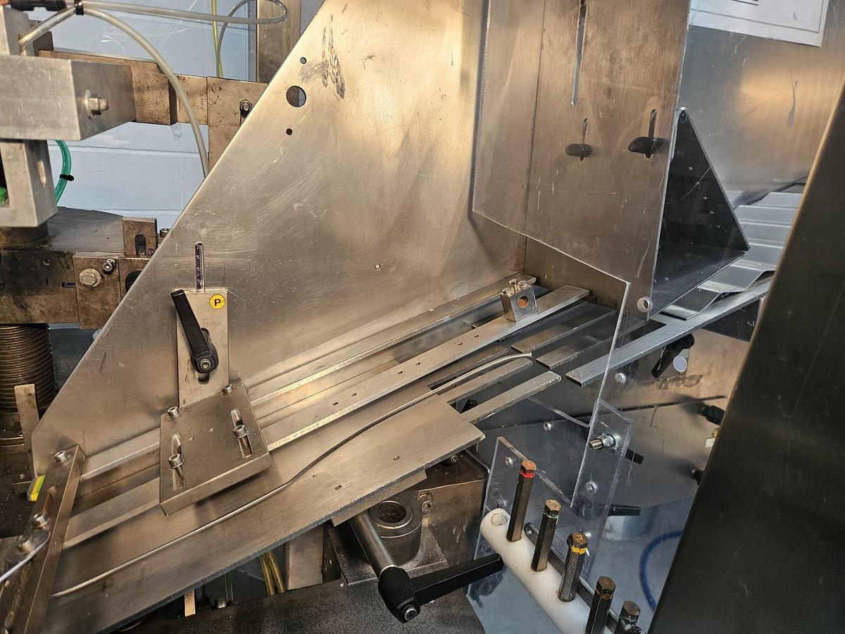 Used Comadis C1090 Plastic & Laminate Tube Filler