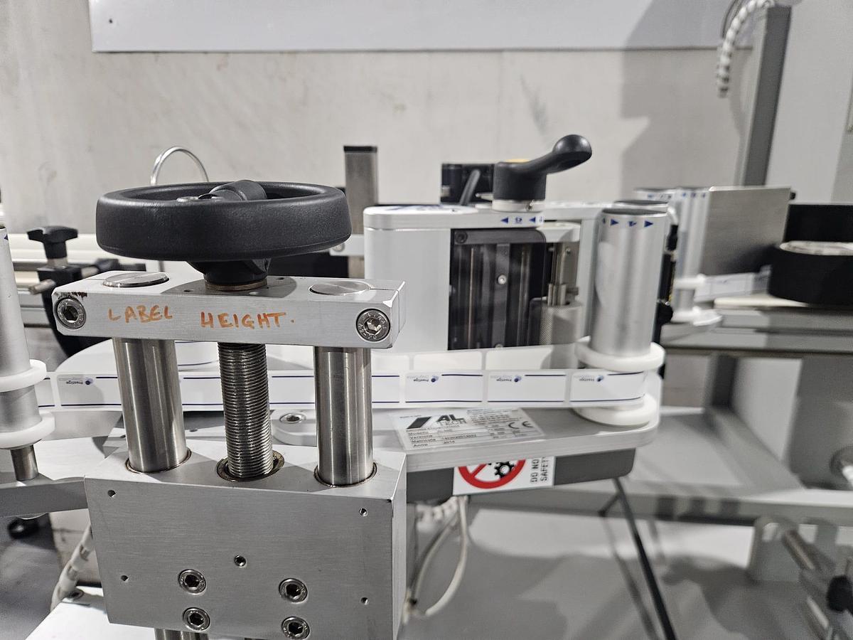 Used ALTech ALbelt Single Sided Wrap Labeller