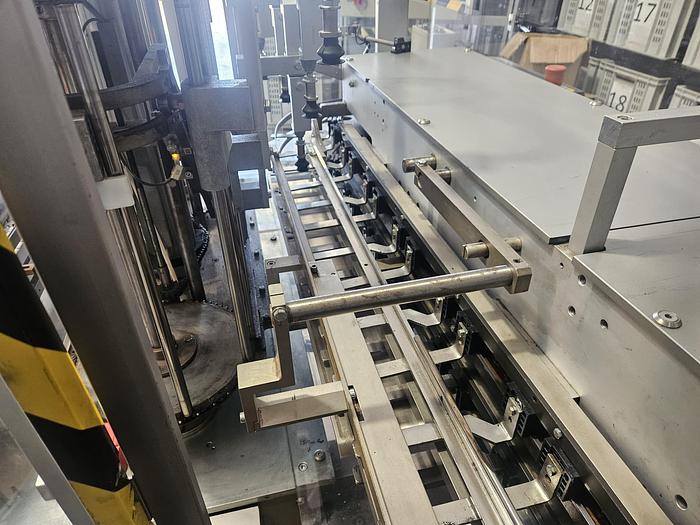 Used CAM AVC Vertical Cartoner