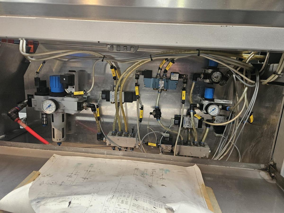 Used Norden Nordenpac 702-N Horizontal Cartoner