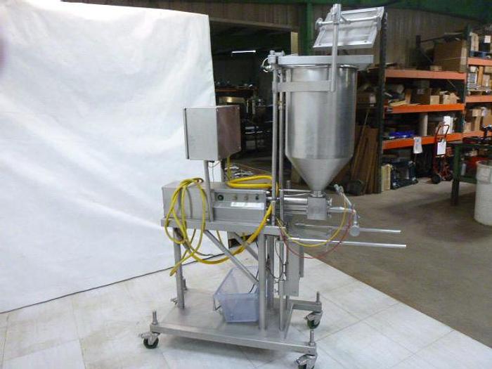 Used Apple International Piston Filler; Md#MR900