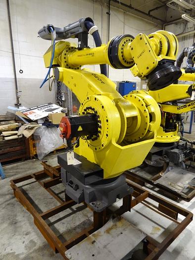 FANUC M-900IA/350 WITH RJ-3iB CONTROL