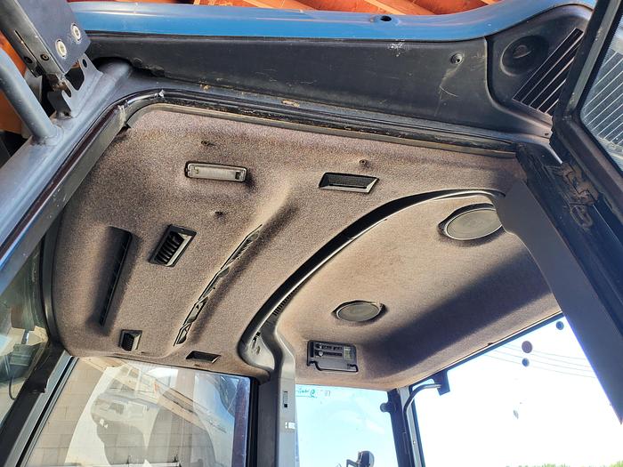 Used 1995 Ford 8870 Tractor