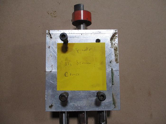 Used CEMCO 3-SPINDLE FIXED CENTER BORING HEAD 