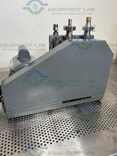 Used Welch 1402 DuoSeal Belt-Driven Rotary Vane Vacuum Pump 115/230V